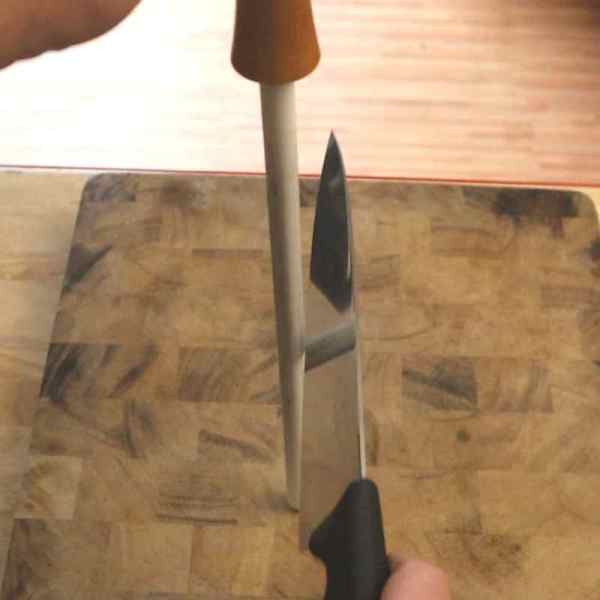 Fine Ceramic Hone for Kitchen Knife Maintenance